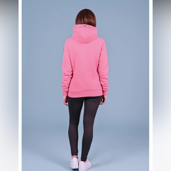 Wanakome Cassy Punch pullover hoodie brush french terry interior kangaroo pocket - Picture 2 of 16